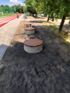 ławka betonowa okrągła